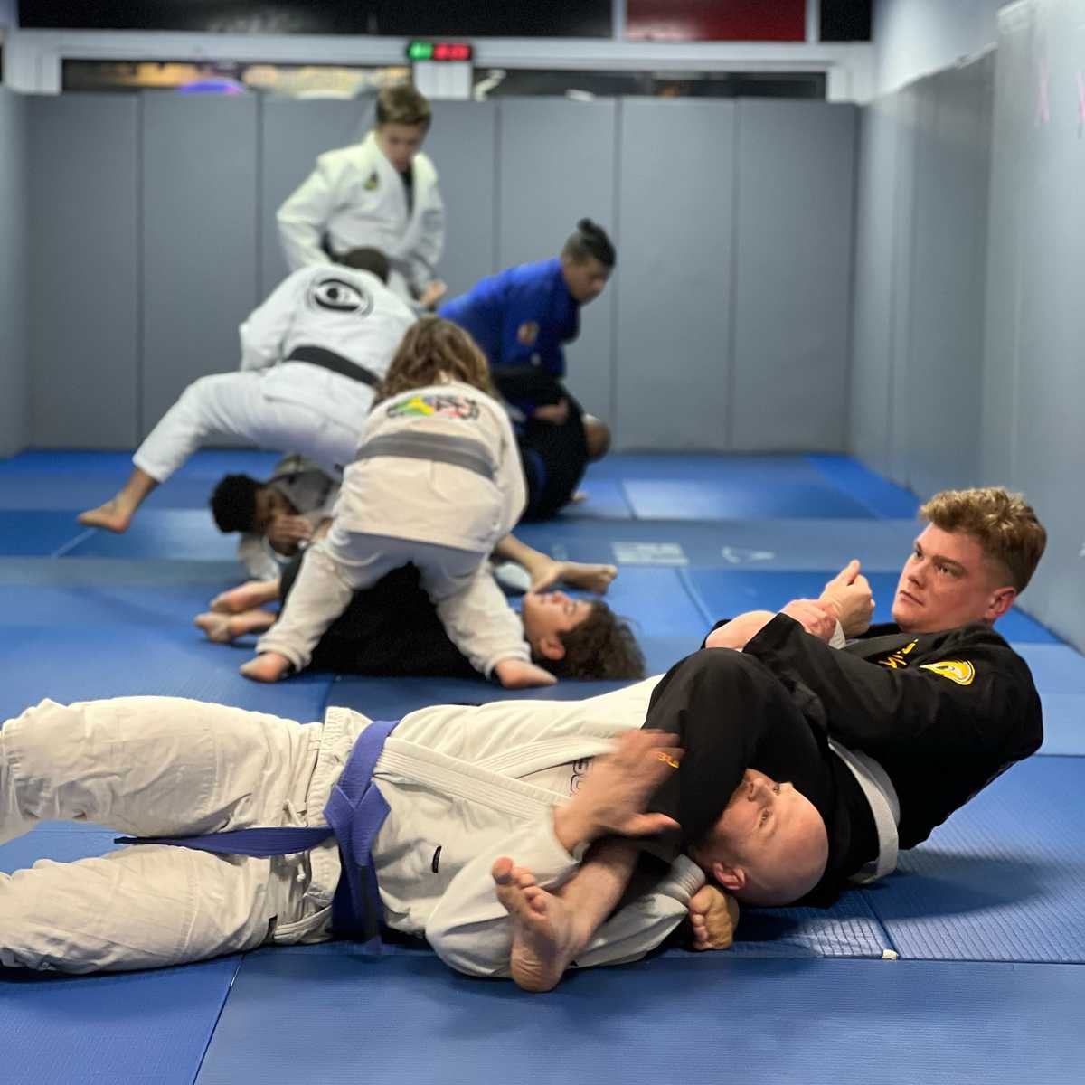 Full adult BJJ class rolling live at WDC BJJ Takoma Park
